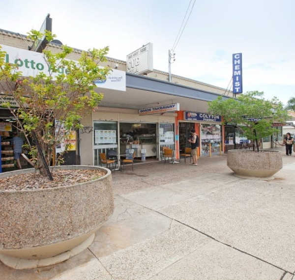 Commercial buildings in Colyton, NSW